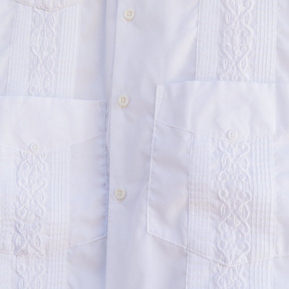 Men's White Embroidered 4 Pocket Shirt - Picture 3 of 5